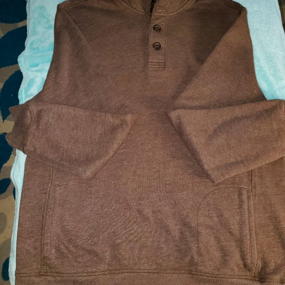 Arrow sweater mens large